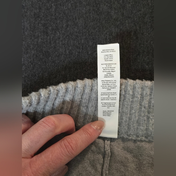 37. Alo Yoga | Cable Knit Winter Bliss Mini Skirt – Heather Grey – Size Small - Picture 10 of 12